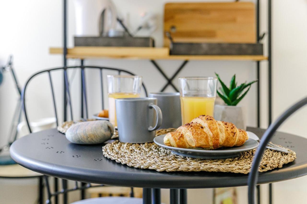 Lovelystay - Taipas Studio With Ac Porto Buitenkant foto