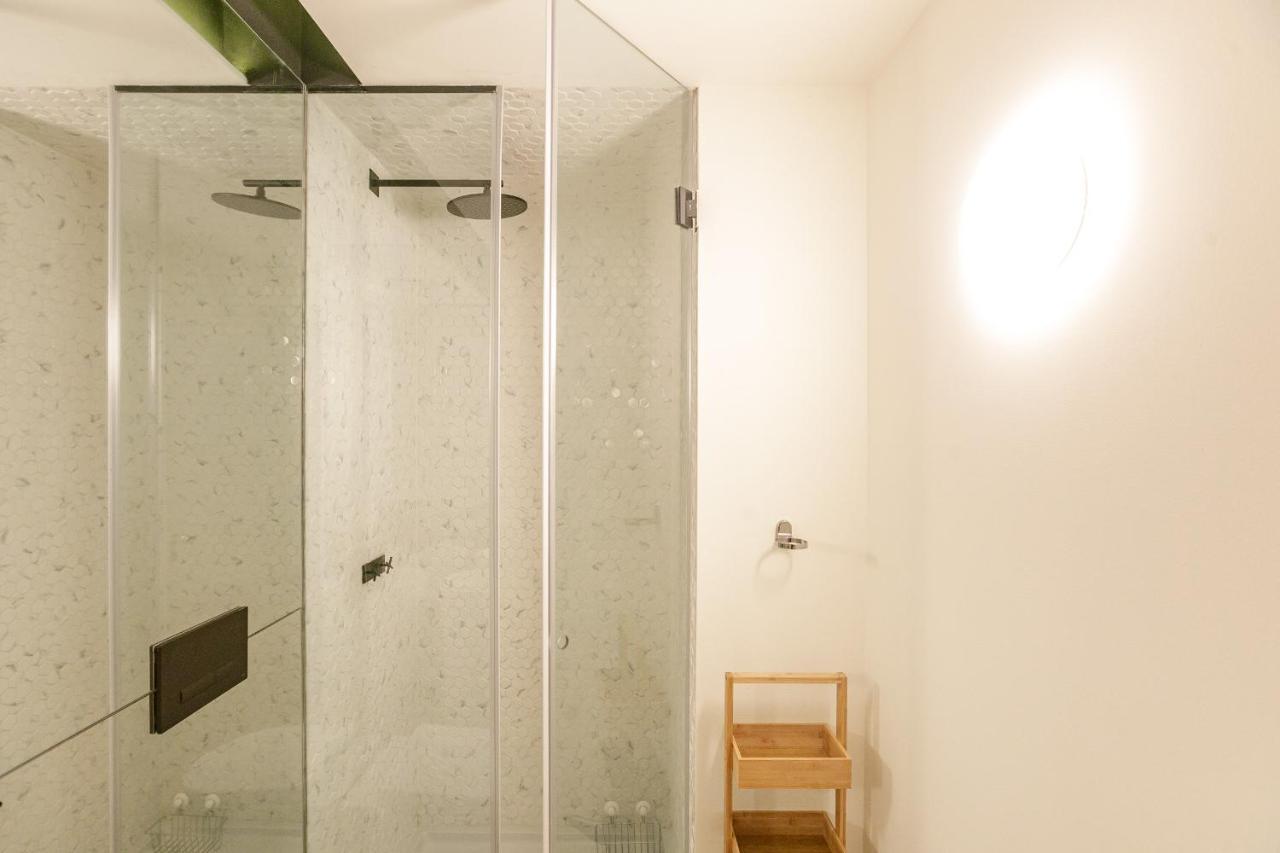 Lovelystay - Taipas Studio With Ac Porto Buitenkant foto